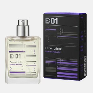 E̱s̱c̱e̱ṉṯṟi̱c̱ M̱o̱ḻe̱c̱u̱ḻe̱s̱ E̱s̱c̱e̱ṉṯṟi̱c̱ 0̱1 – U̱ṉi̱ḵe̱s̱ Ə̱ṯi̱ṟ S̱u̱y̱u̱